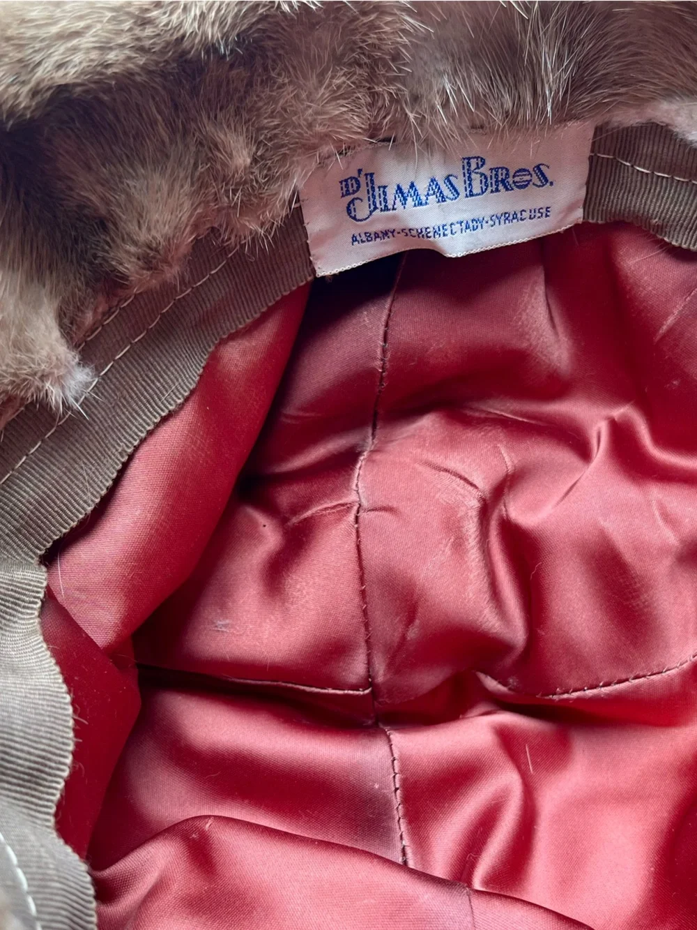 Rare Vintage d'Jimas Bros Genuine Mink Fur Pillbox Hat Secretly Warm Collection